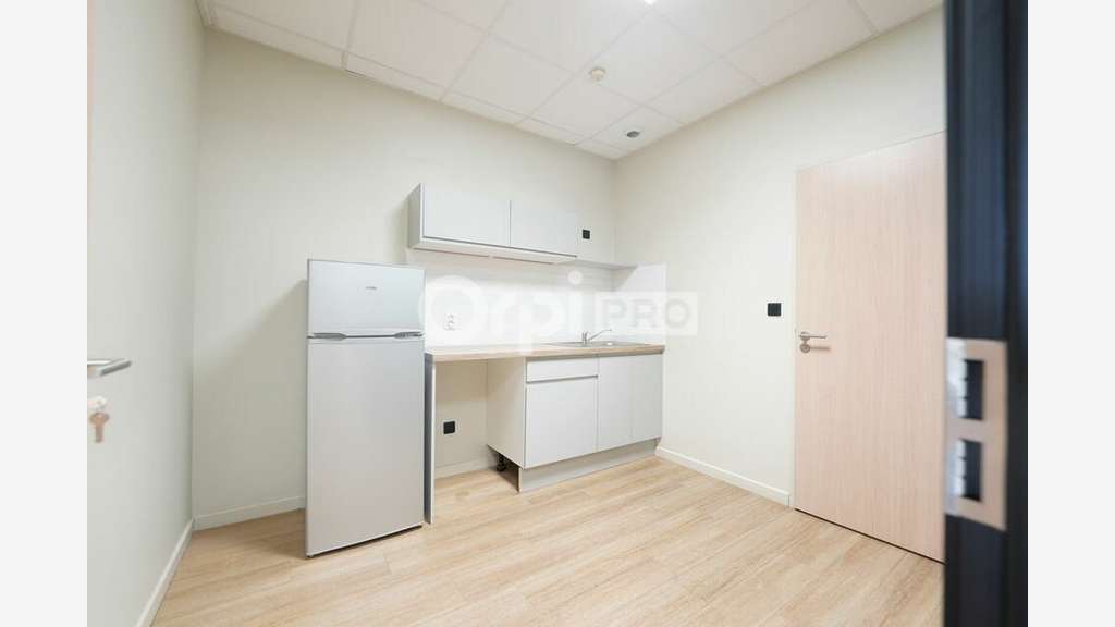 Bureaux à louer 112m² à Villeurbanne