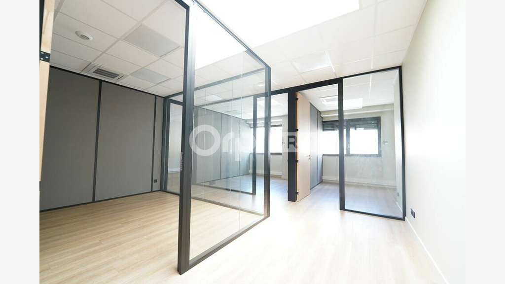 Bureaux à louer 112m² à Villeurbanne