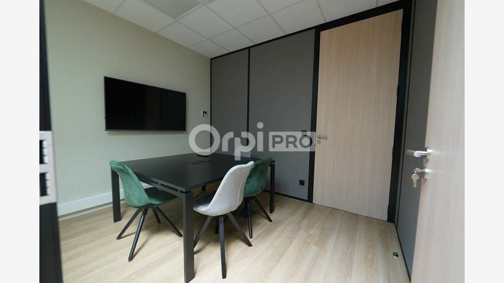Bureaux à louer 112m² à Villeurbanne