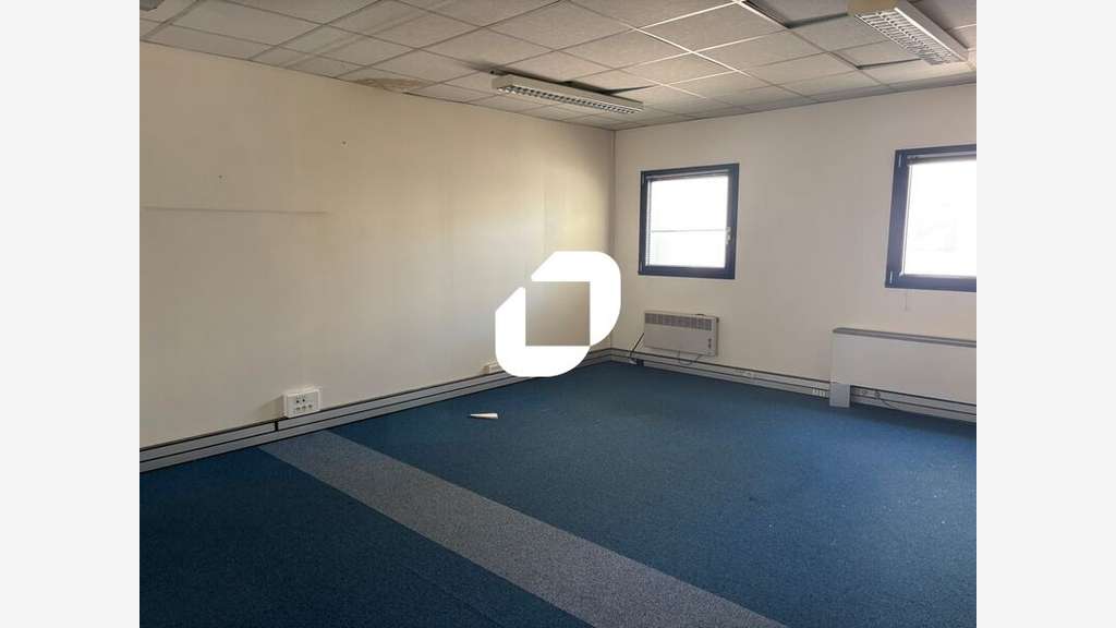 A louer Bureaux 2326m² Villeurbanne