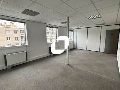 A louer Bureaux 461m² Villeurbanne
