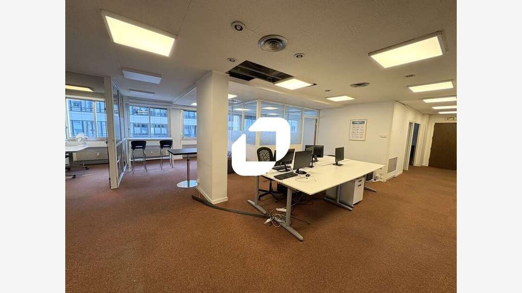 A louer Bureaux 461m² Villeurbanne