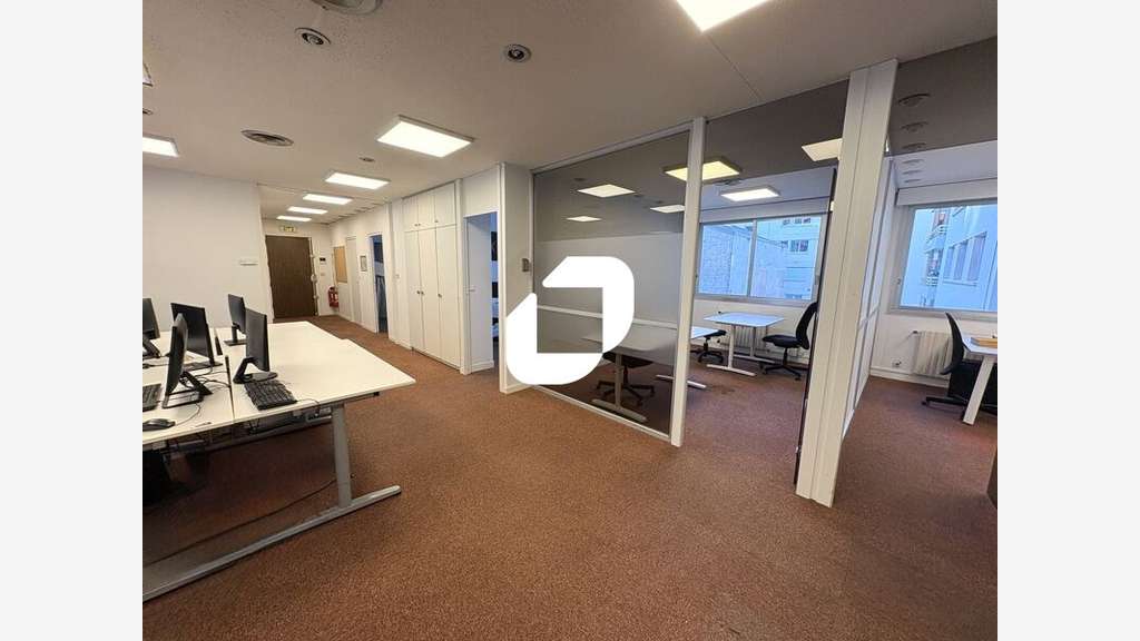 A louer Bureaux 461m² Villeurbanne