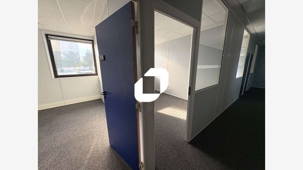 A louer Bureaux 710m² Villeurbanne