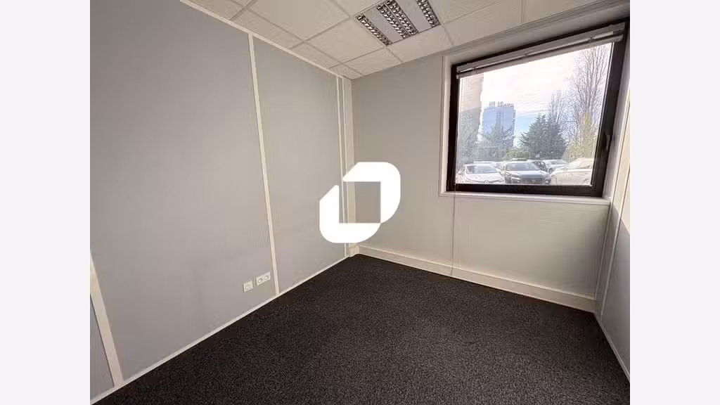 A louer Bureaux 710m² Villeurbanne