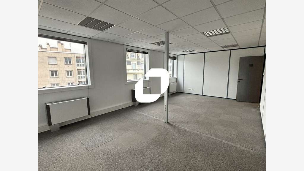 A louer Bureaux 461m² Villeurbanne
