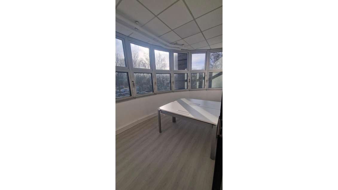 A louer bureaux commerciaux à Villiers-sur-Marne