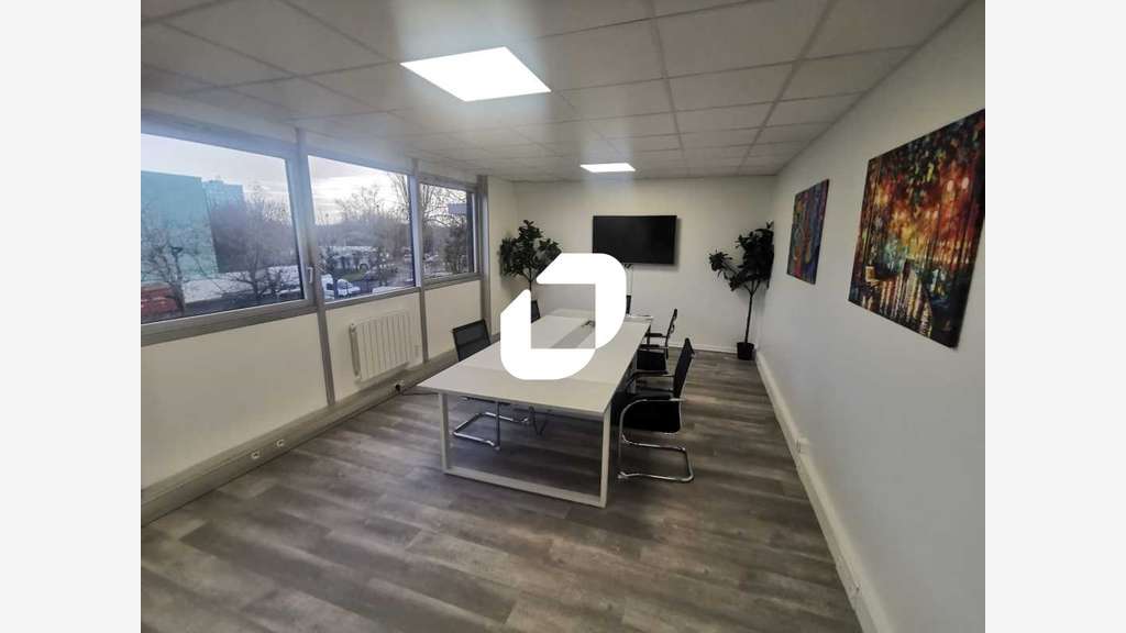 A louer Bureaux 203m² Villiers sur marne