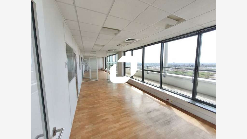 A louer Bureaux 4645m² Villiers sur marne
