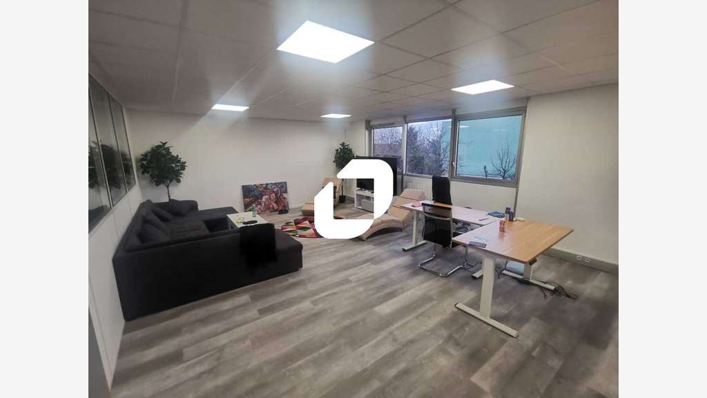 A louer Bureaux 1270m² Villiers sur marne
