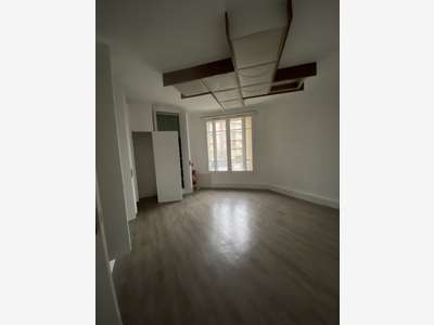A louer bureaux 132m² R+1 centre ville Vincennes