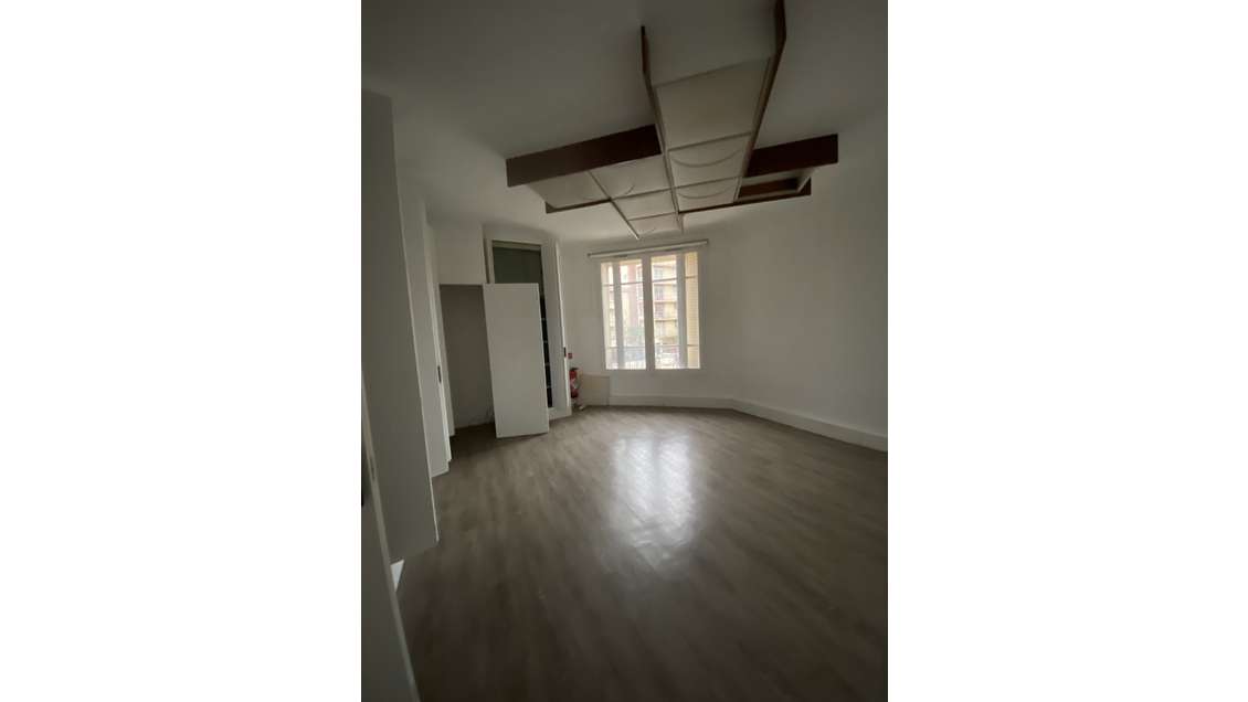 A louer bureaux 132m² R+1 centre ville Vincennes