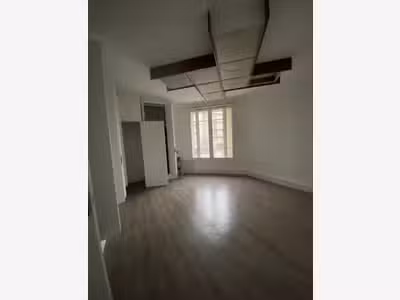 A louer bureaux 132m² R+1 centre ville Vincennes