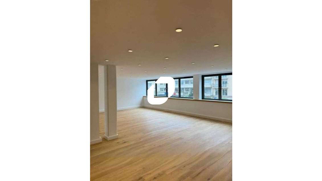 A louer Bureaux 105m² Viroflay