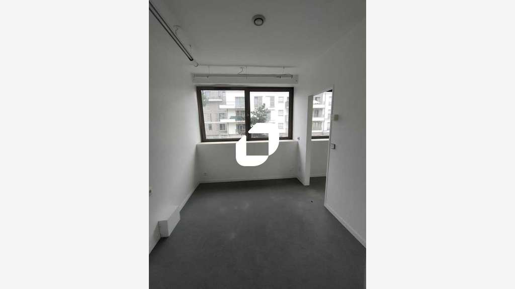 A louer Bureaux 59m² Viroflay