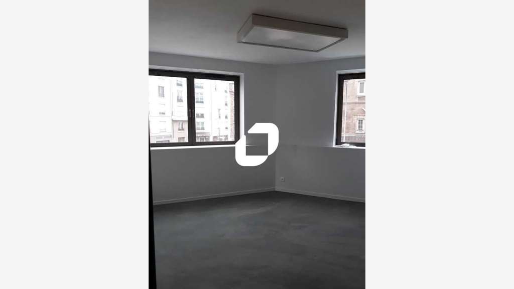 A louer Bureaux 59m² Viroflay