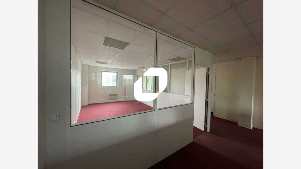 A louer Bureaux 152m² Viry chatillon