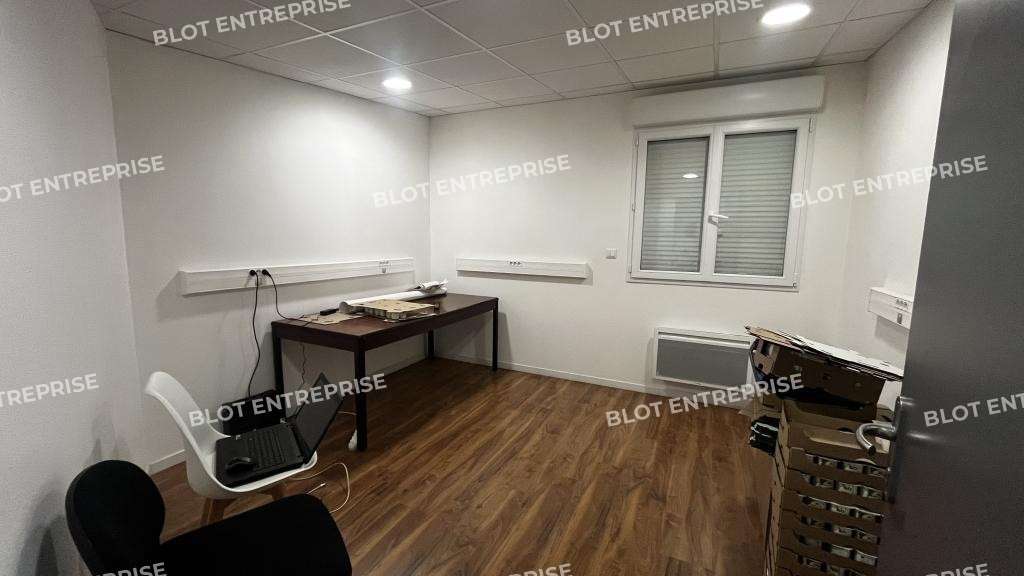 A louer bureaux 215m² à Vitré
