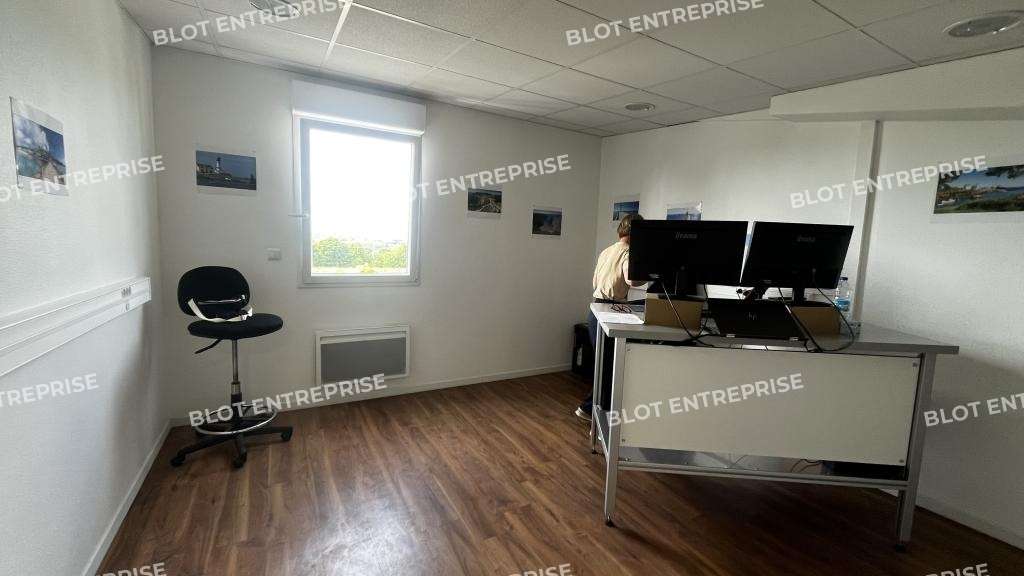 A louer bureaux 215m² à Vitré