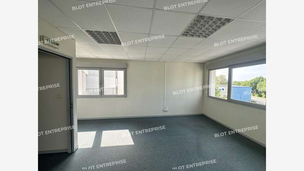 A louer bureaux 72m² R+1 à Vitré