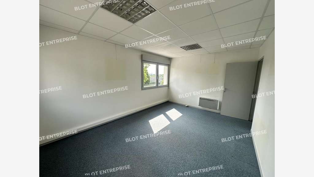 Location bureaux 70m² au Sud de Vitré
