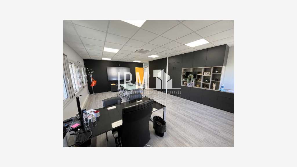 A louer bureaux 450m² Vitrolles ZAC la Couperigne
