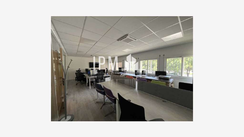 A louer bureaux 450m² Vitrolles ZAC la Couperigne