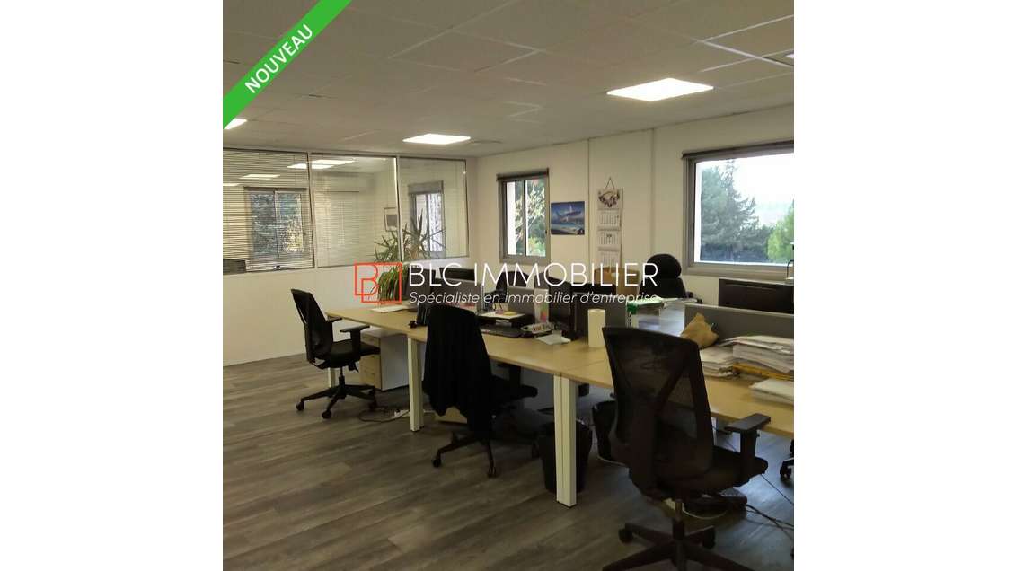 A louer bureaux de101m² à Vitrolles Aéroport