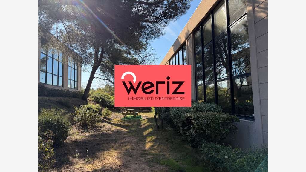 Location bureaux lumineux 207m² à Vitrolles
