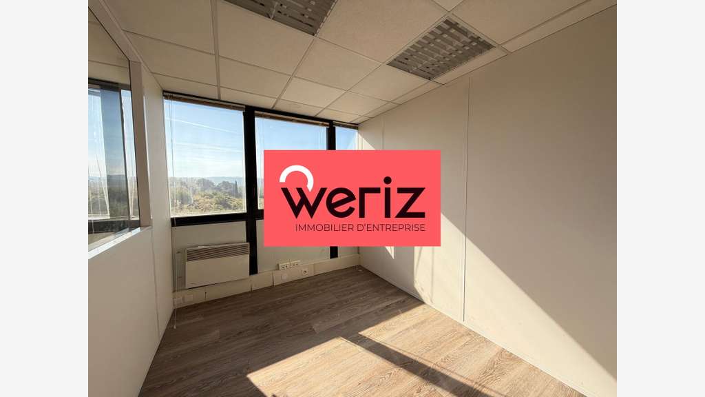 Location bureaux lumineux 207m² à Vitrolles