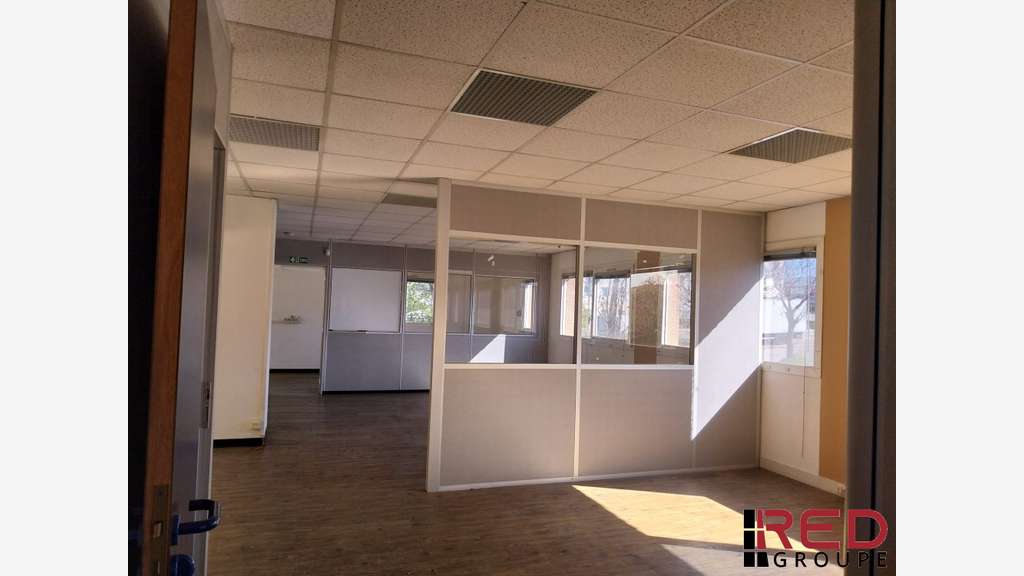 A louer bureau 2 plateaux 267m² ZI de l'Anjoly