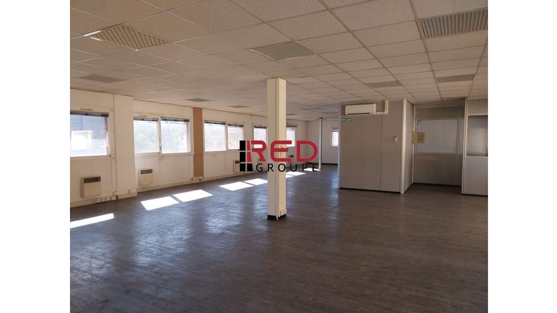 BUREAU 2 plateaux 267m2