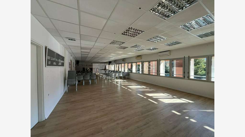 Bureaux à louer ZI de Couperigne à Vitrolles 