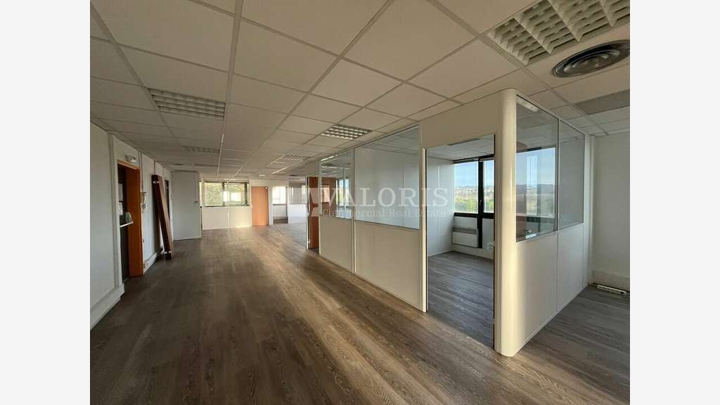 Bureaux 207m² à louer parc du Griffon à Vitrolles