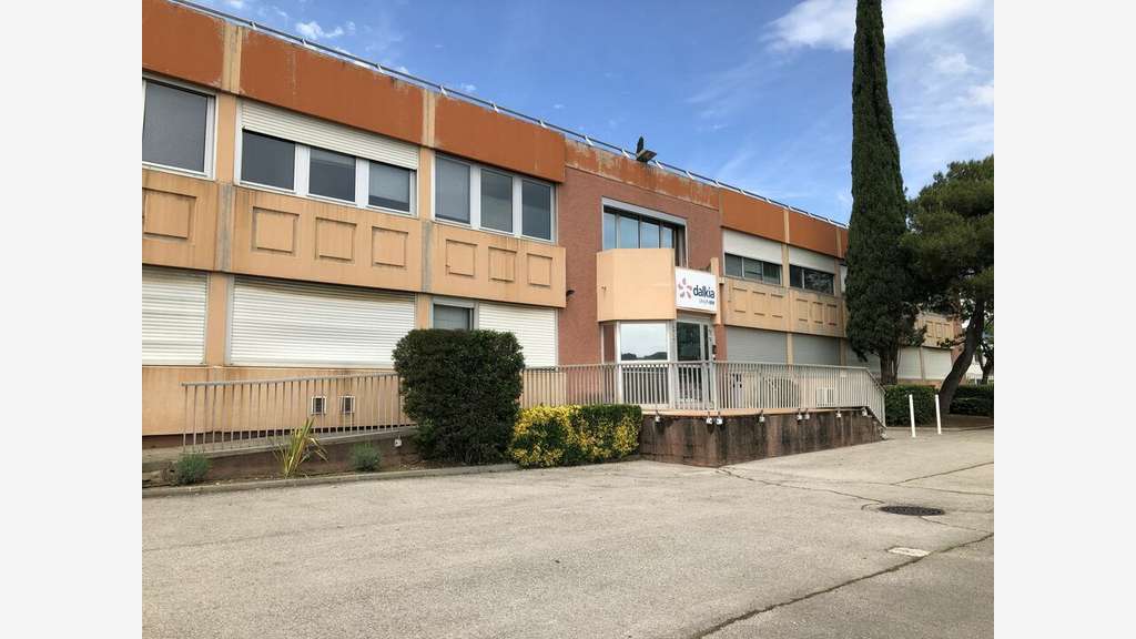 VITROLLES - BUREAUX à louer