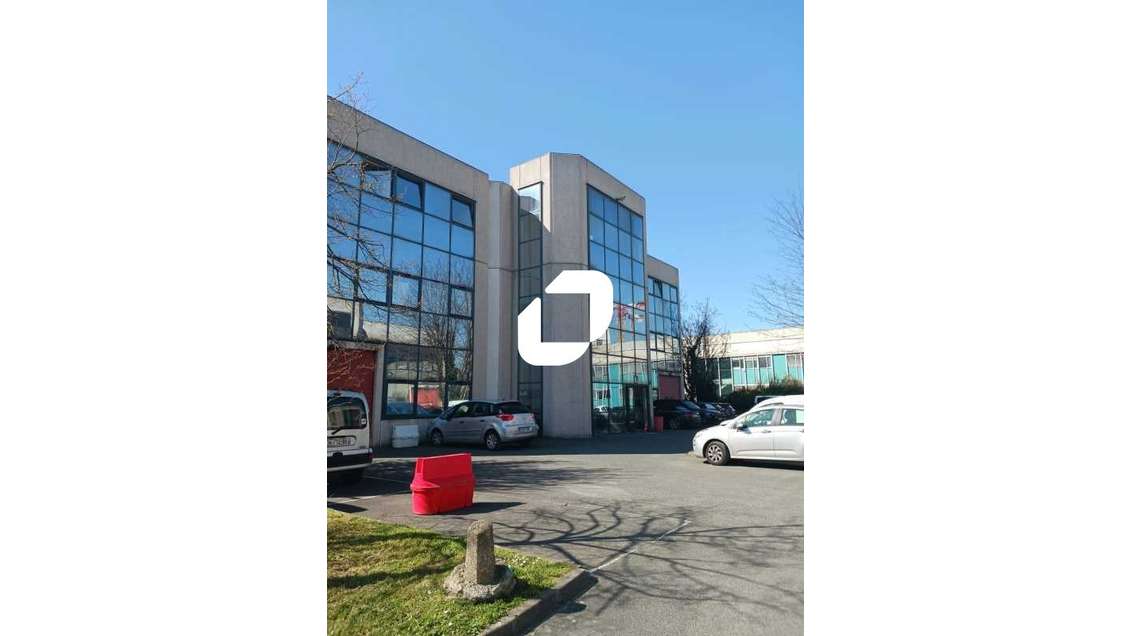 A louer Bureaux 600m² Vitry sur seine