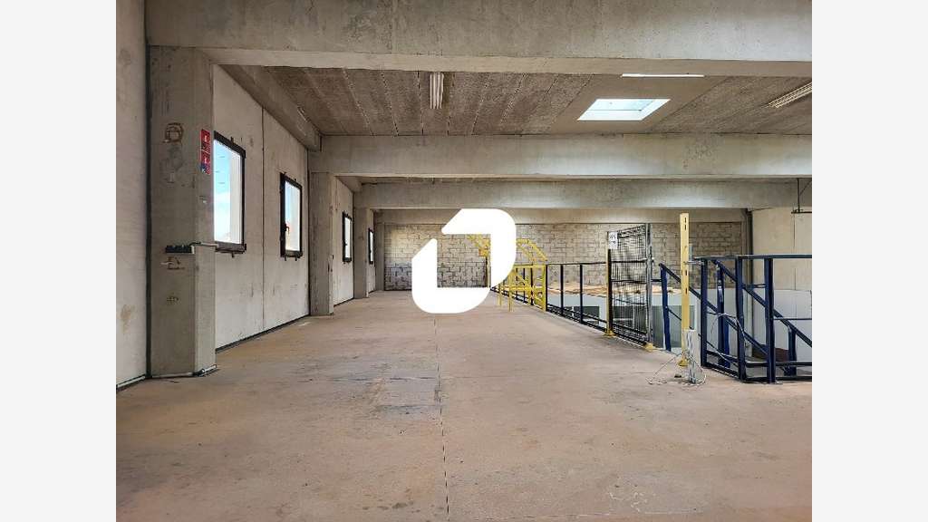 A louer Bureaux 900m² Vitry sur seine