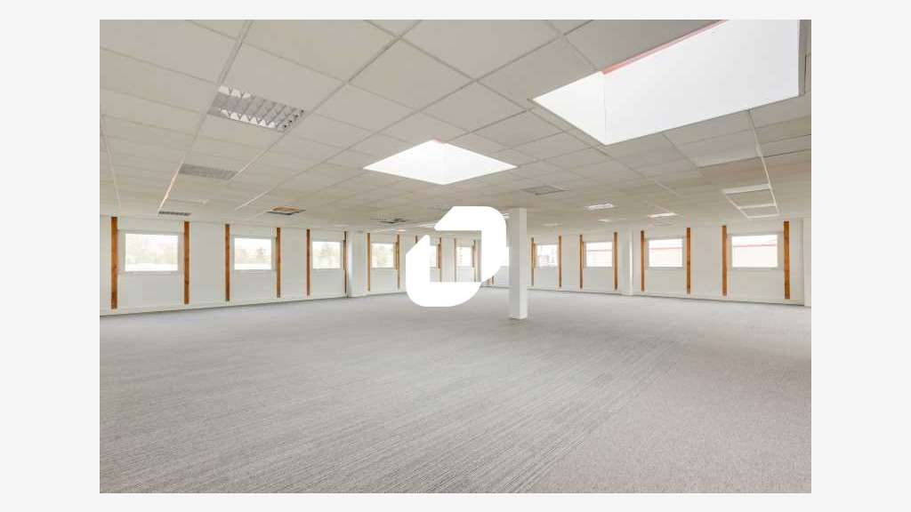 A louer Bureaux 356m² Vitry sur seine