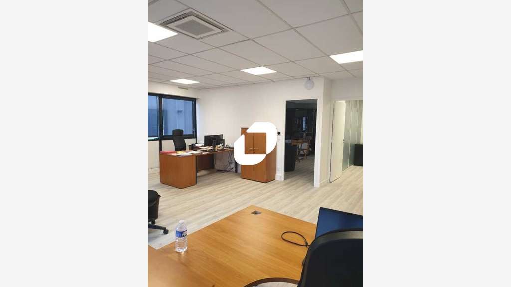 A louer Bureaux 26m² Vitry sur seine