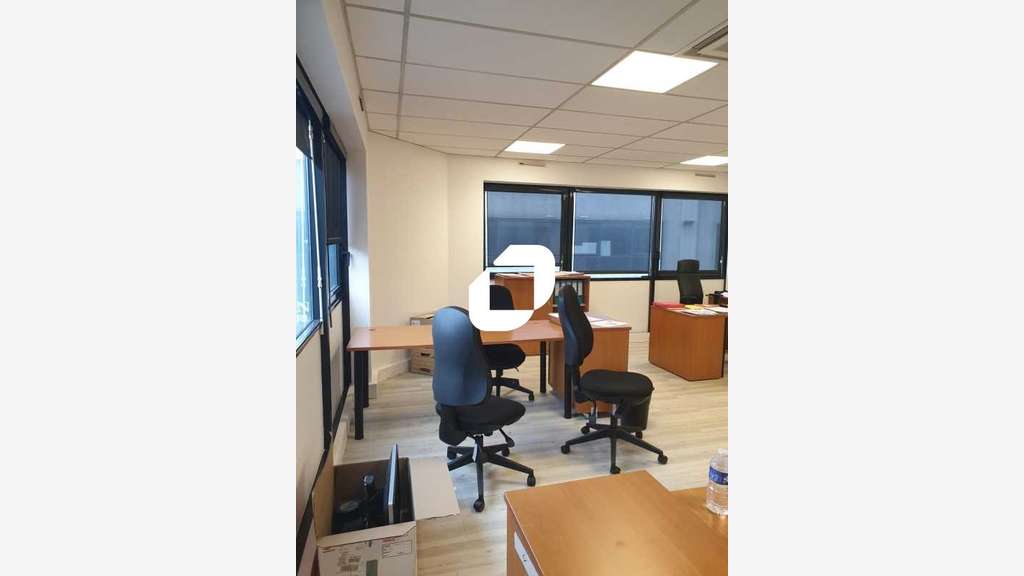 A louer Bureaux 26m² Vitry sur seine