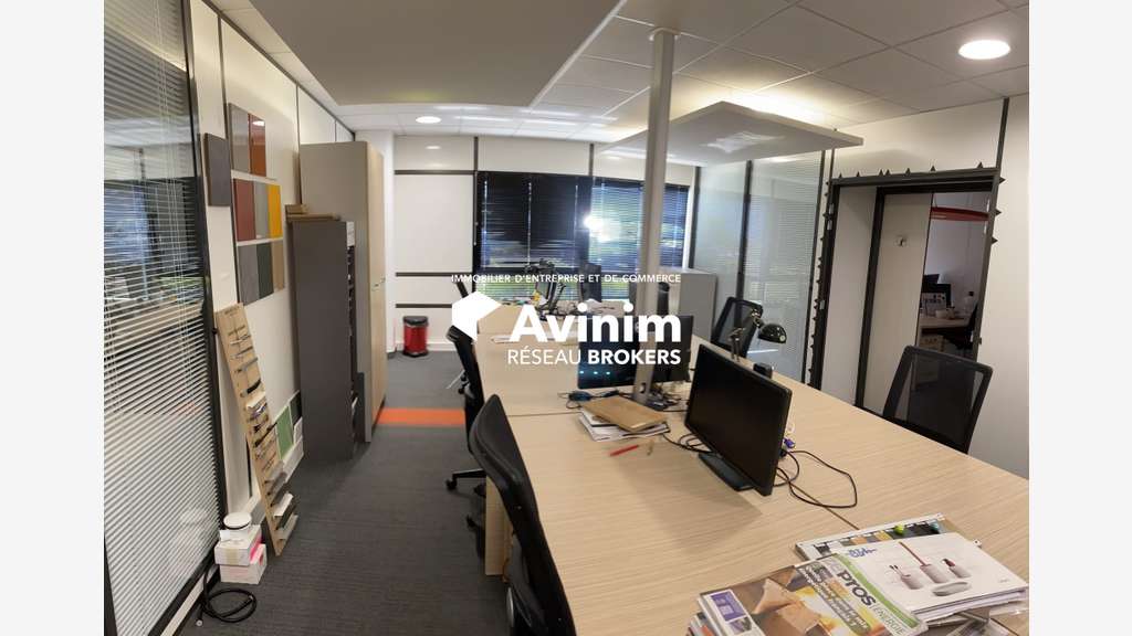 Bureaux 195m² privatifs Voiron Zone du Parvis II