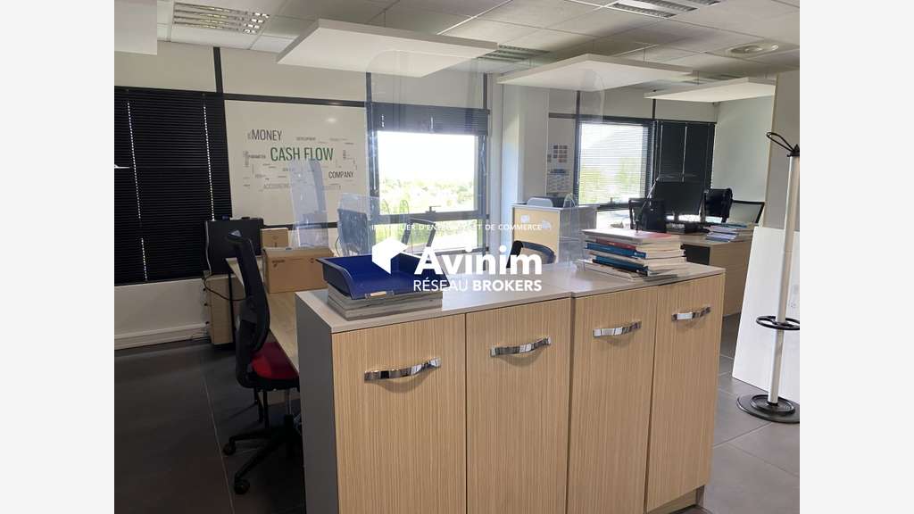 Bureaux 195m² privatifs Voiron Zone du Parvis II