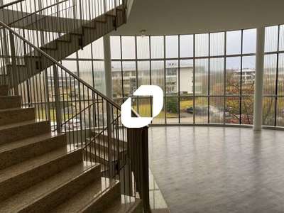 A louer Bureaux 2859m² Voisins le bretonneux