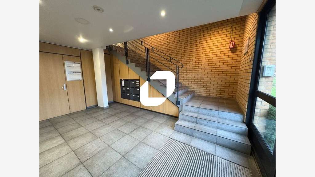 A louer Bureaux 115m² Voisins le bretonneux