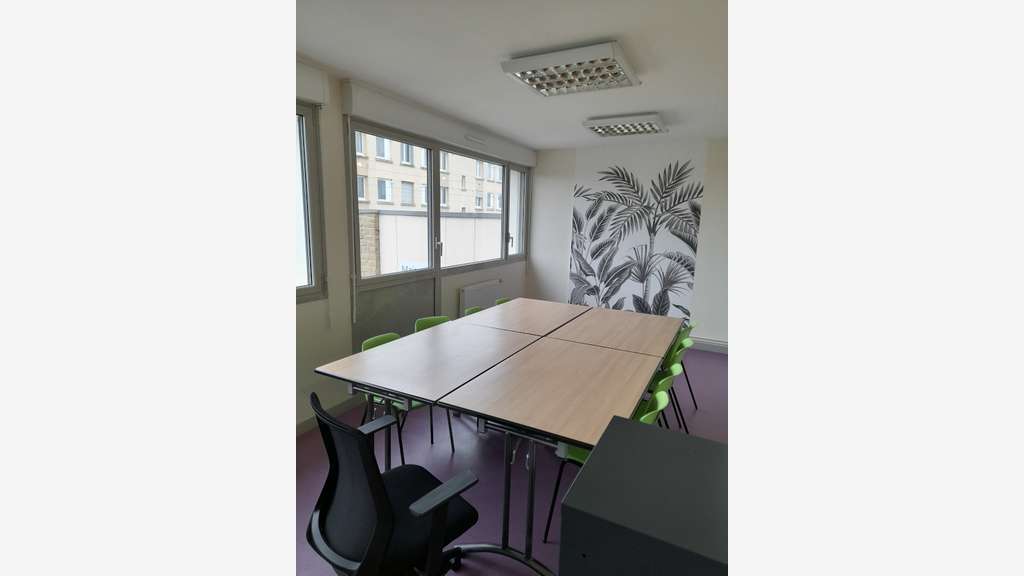 Espace de coworking à louer à Vouziers, au sein d