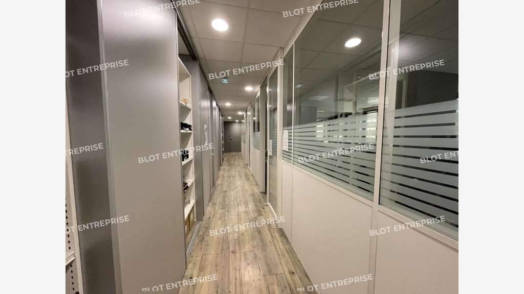 A louer bureaux 555m² quartier emblématique Rennes