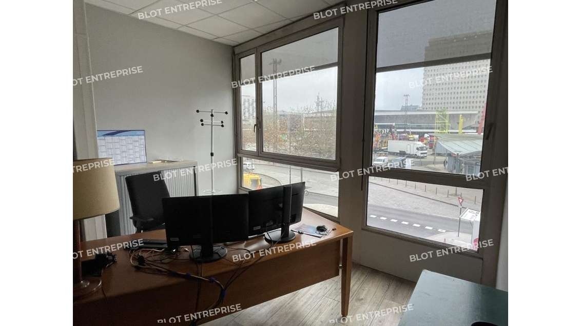 A louer bureaux 555m² quartier emblématique Rennes