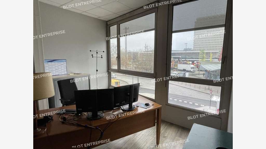 A louer bureaux 555m² quartier emblématique Rennes