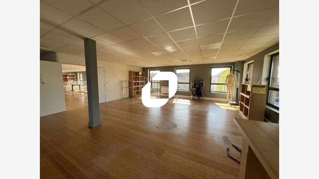 A louer Bureaux 1448m² Wambrechies