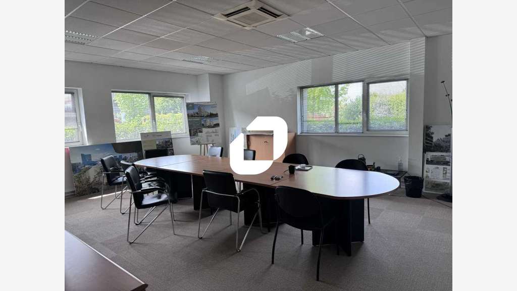 A louer Bureaux 396m² Wambrechies